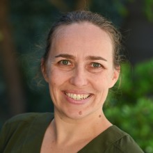 Molly Treadway ’99
