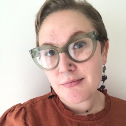 Sara Knight