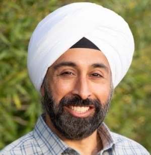 Baljeet Singh headshot